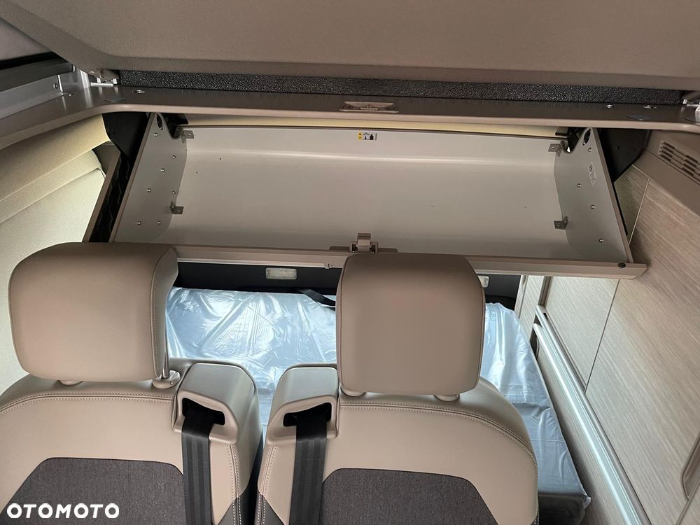 Volkswagen California - 21