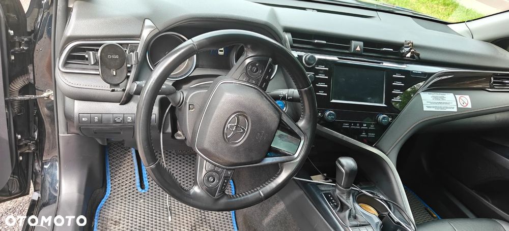 Toyota Camry 2.5 Hybrid Comfort CVT - 7