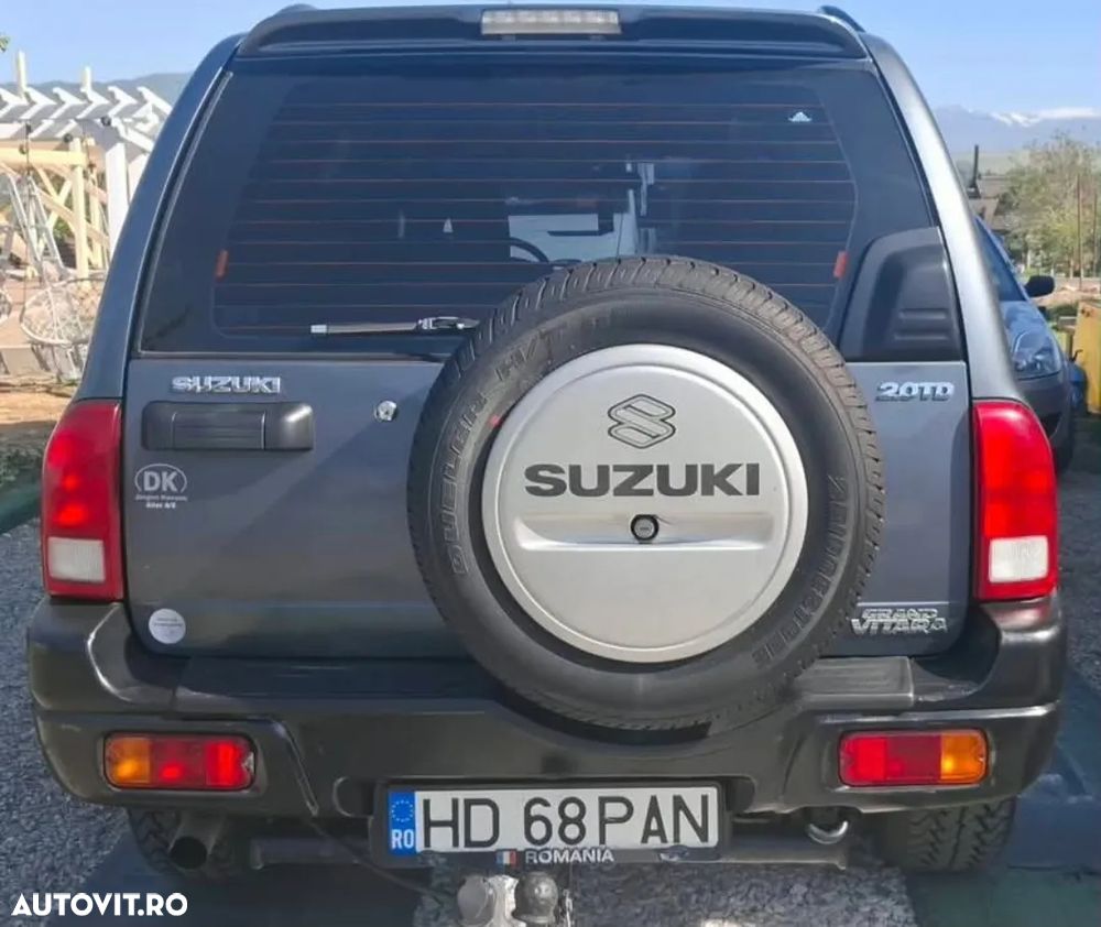 Suzuki Grand Vitara XL-7 2.0 TD - 5