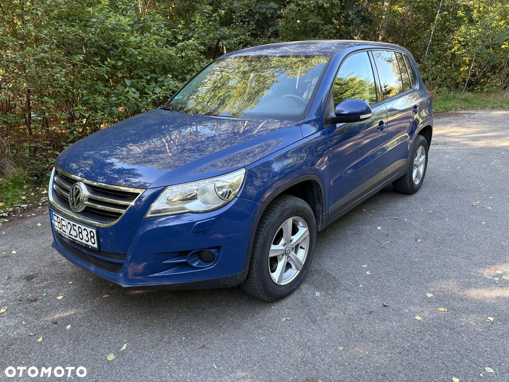 Volkswagen Tiguan - 1
