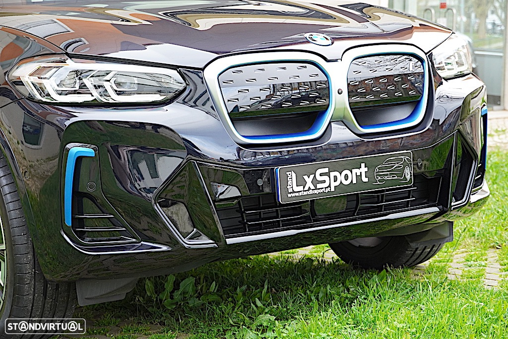 BMW iX3 M Sport Inspiring - 8