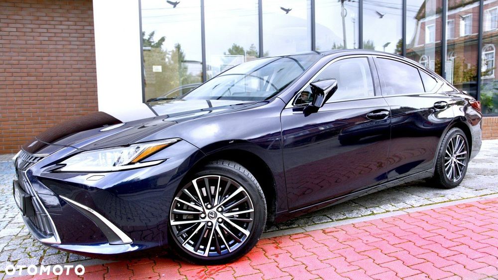 Lexus ES - 31