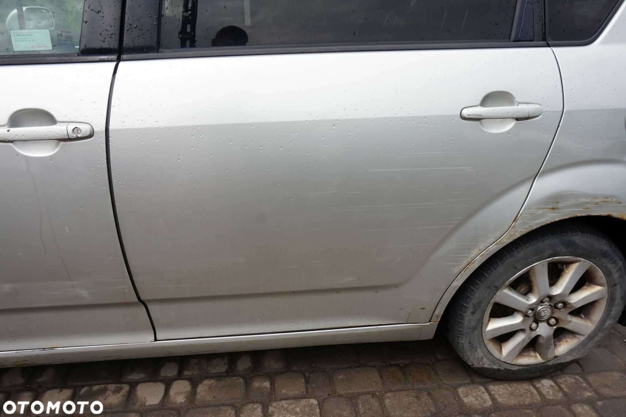 DRZWI TYLNE LEWE COROLLA VERSO II E12 1C0  SREBRNY TOYOTA 2004-2009 - 4