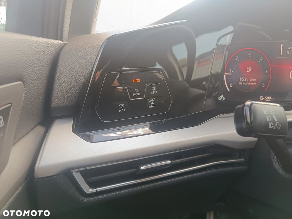 Volkswagen Golf 2.0 TDI Life - 37