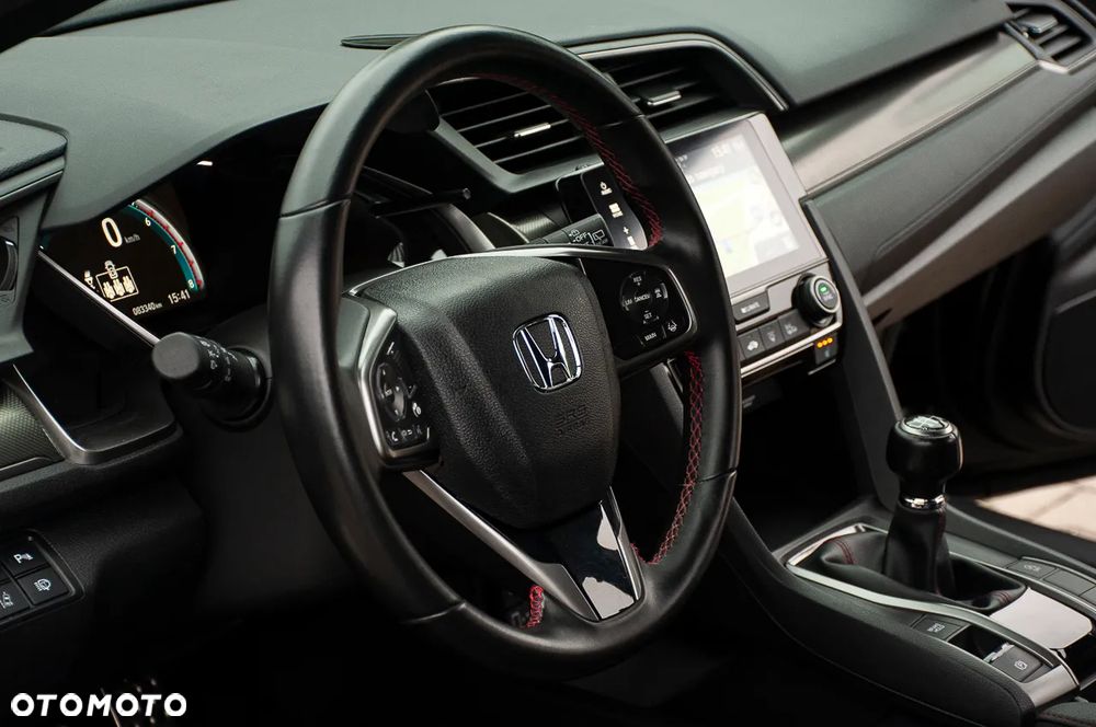 Honda Civic 1.0 i-VTEC Turbo Executive Sport Line - 21