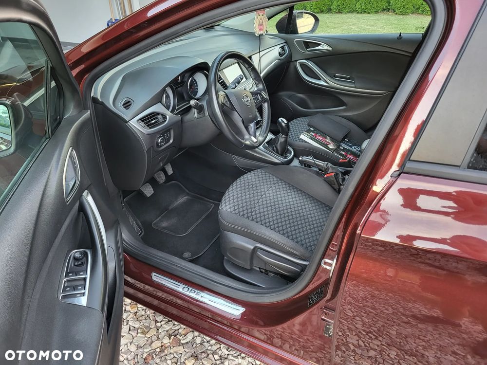 Opel Astra 1.4 T Enjoy - 8