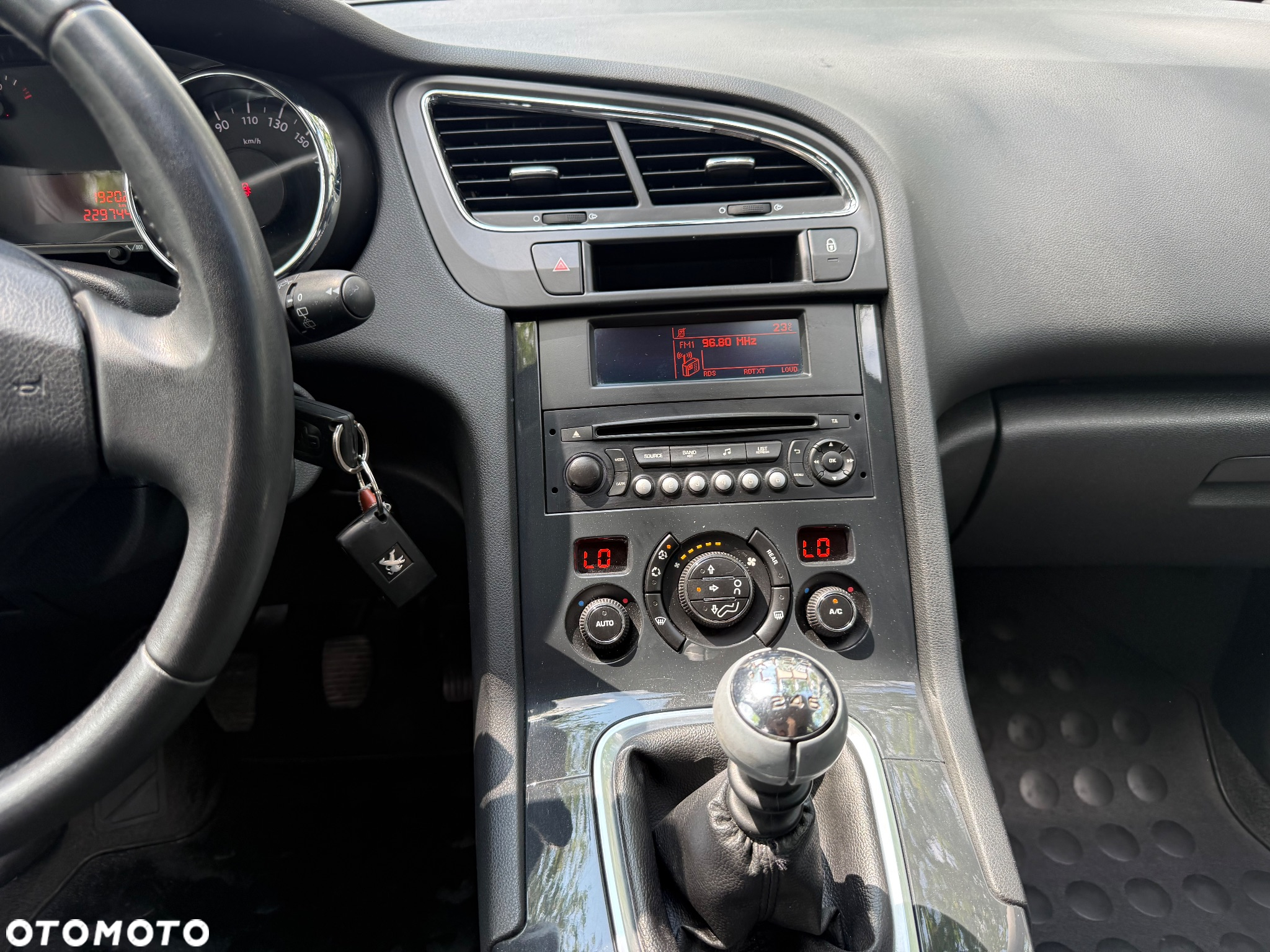 Peugeot 5008 1.6 HDi Active - 10
