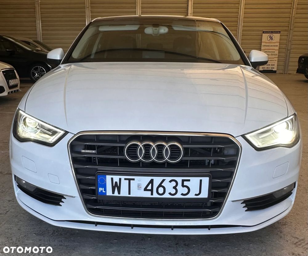 Audi A3 Limousine 40 TFSI quattro S tronic sport - 2