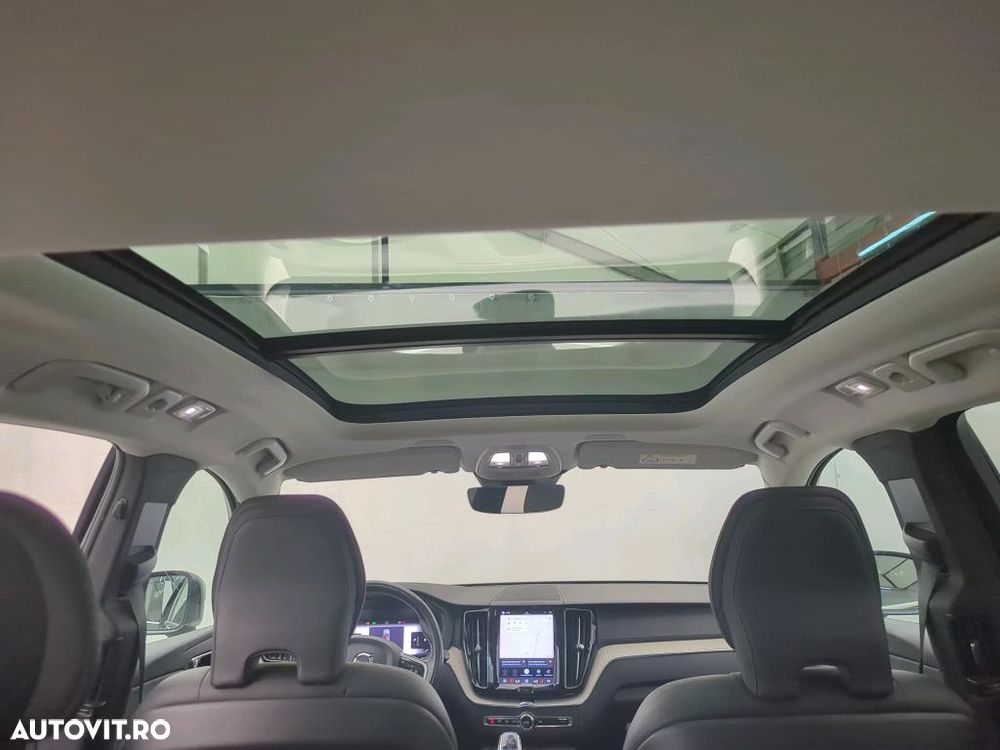 Volvo XC 60 B4 MHEV AT8 AWD Inscription - 4