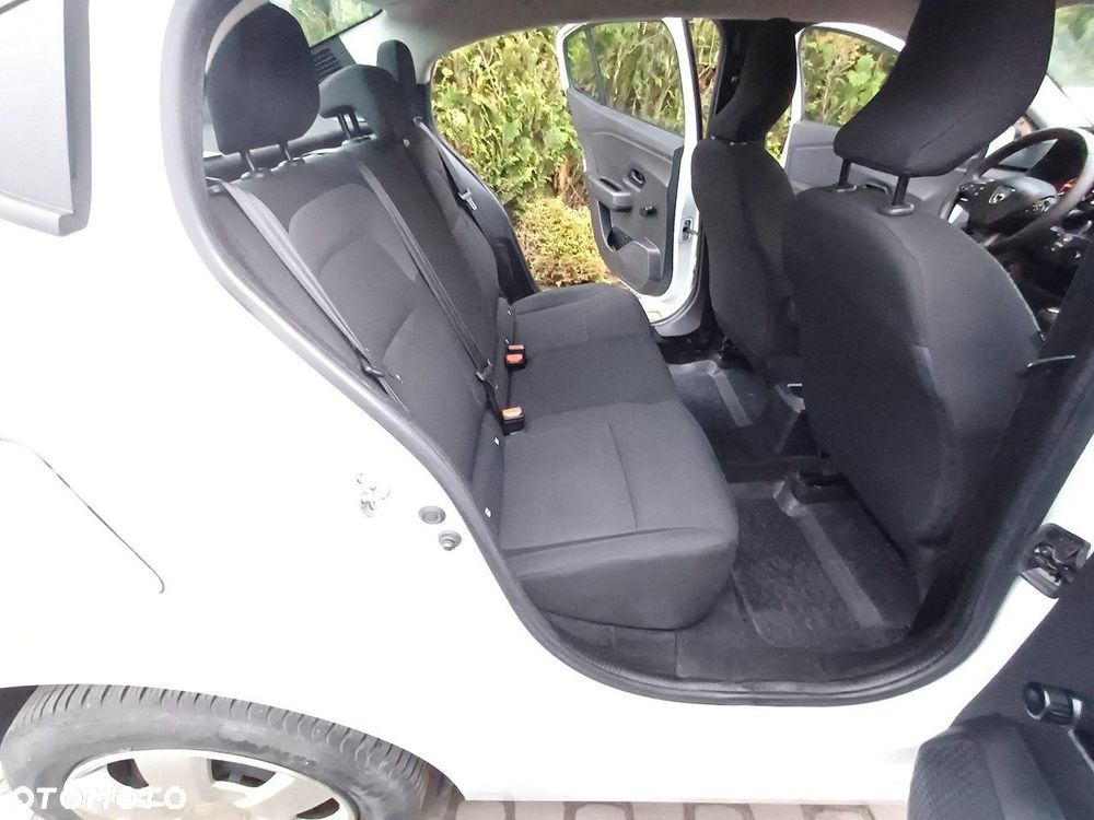 Dacia Logan - 12