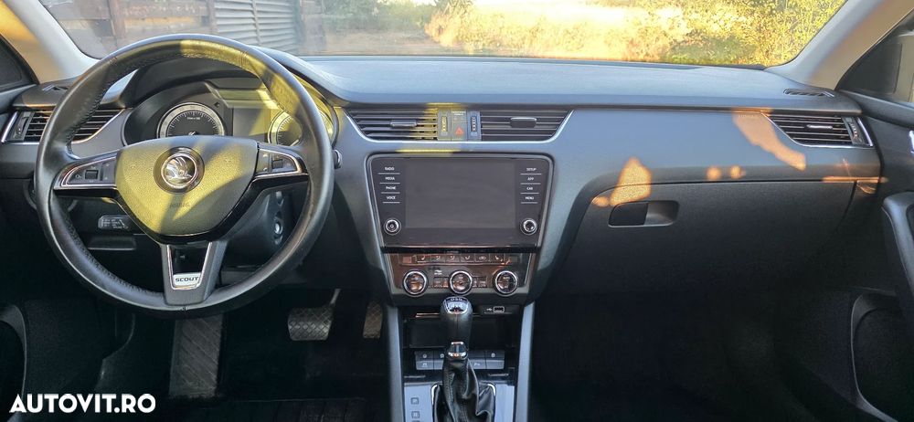Skoda Octavia 2.0 TDI 4x4 DSG Scout - 9