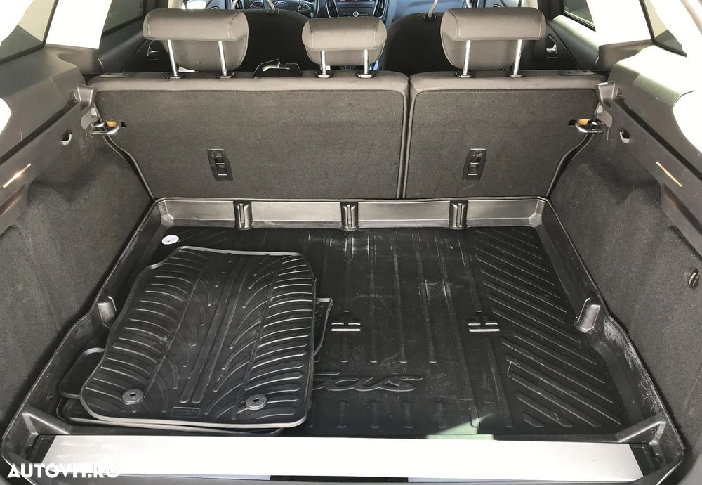 Ford Focus 2.0 TDCI Titanium - 36