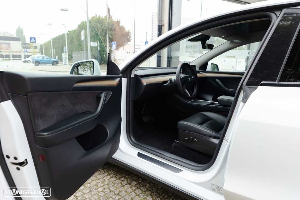 Tesla Model Y Long Range Tração Integral - 10