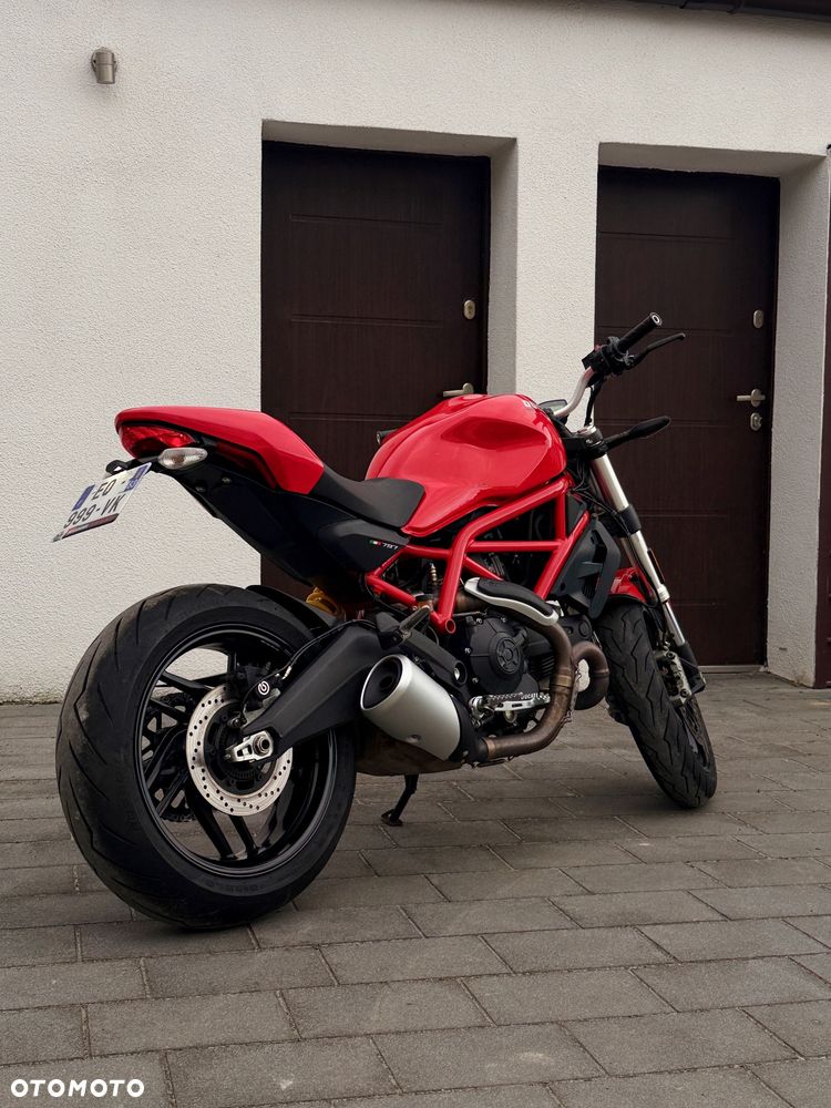 Ducati Monster - 4