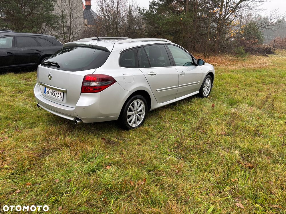 Renault Laguna dCi 150 FAP Start-Stop Bose Edition - 4