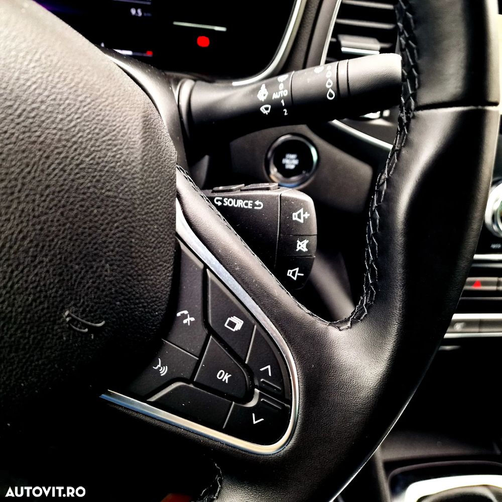 Renault Megane TCe 140 GPF Techno - 16