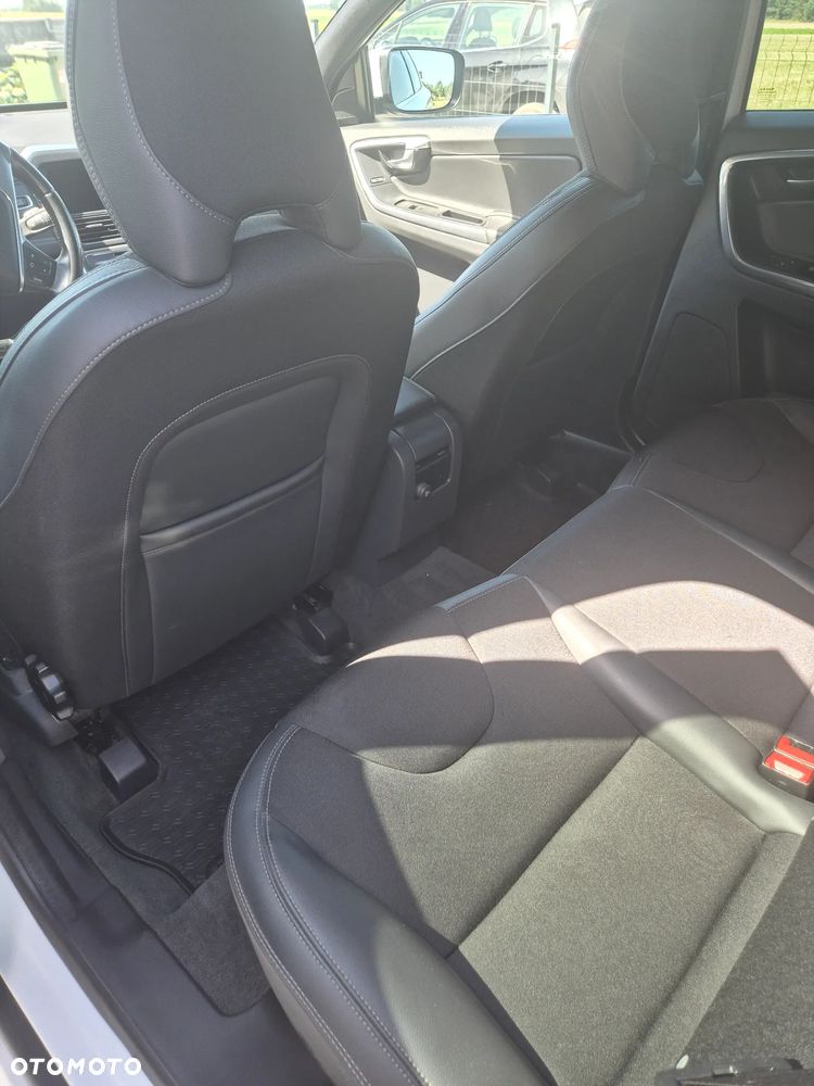 Volvo XC 60 D4 Drive-E Summum - 16