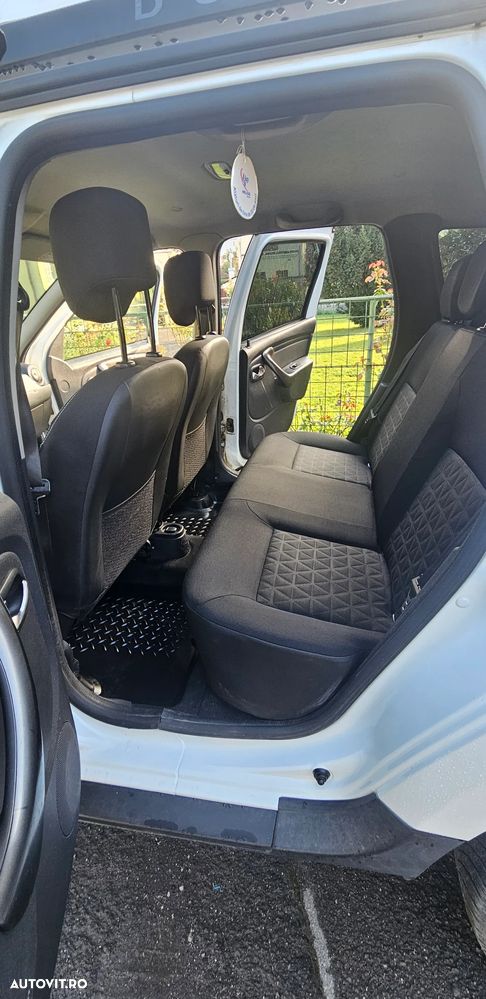 Dacia Duster 1.5 dCi 4x4 Laureate - 7