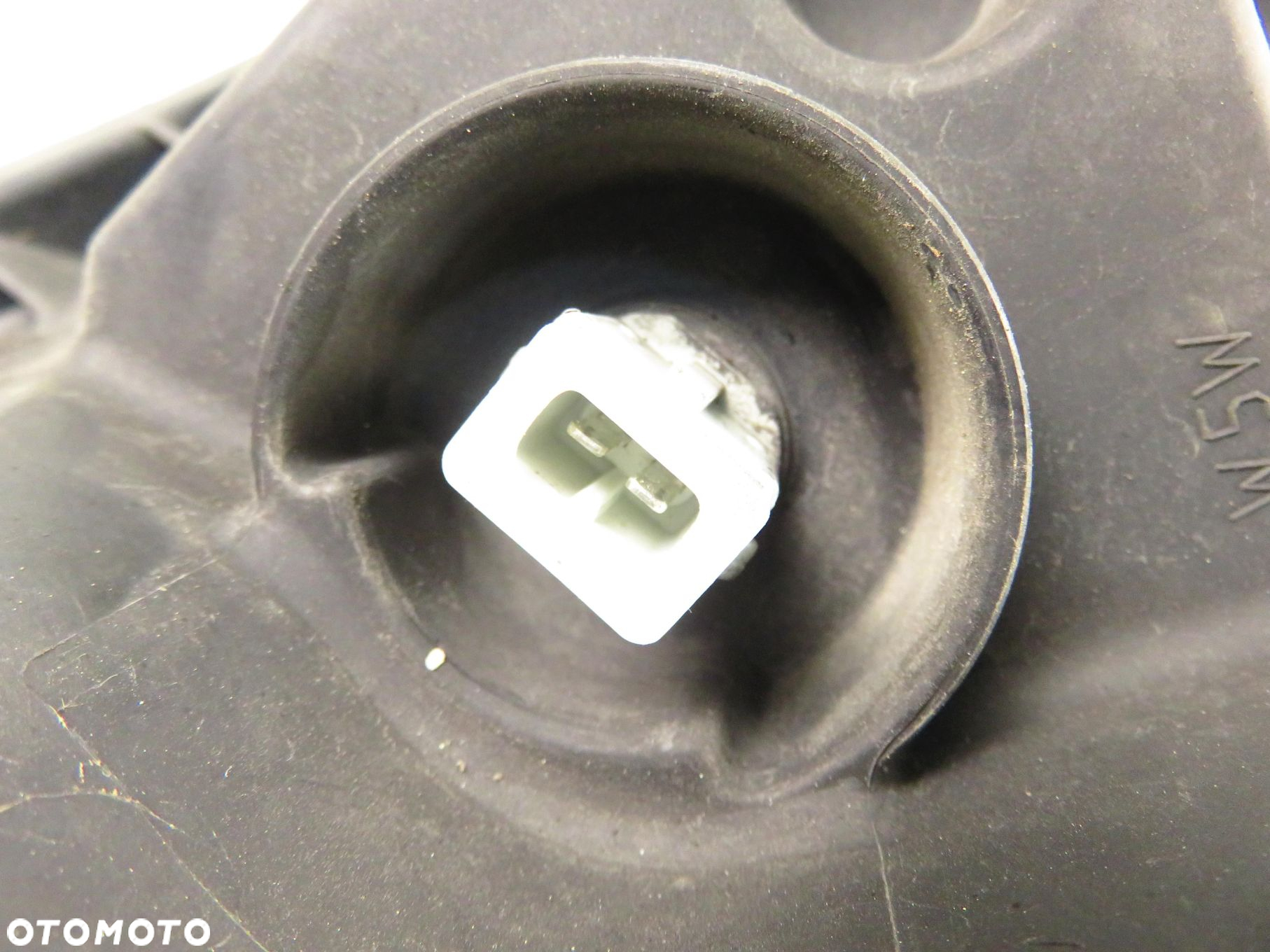 LAMPA LEWA PRZEDNIA OPEL VIVARO A 8200701354 93859829 - 3