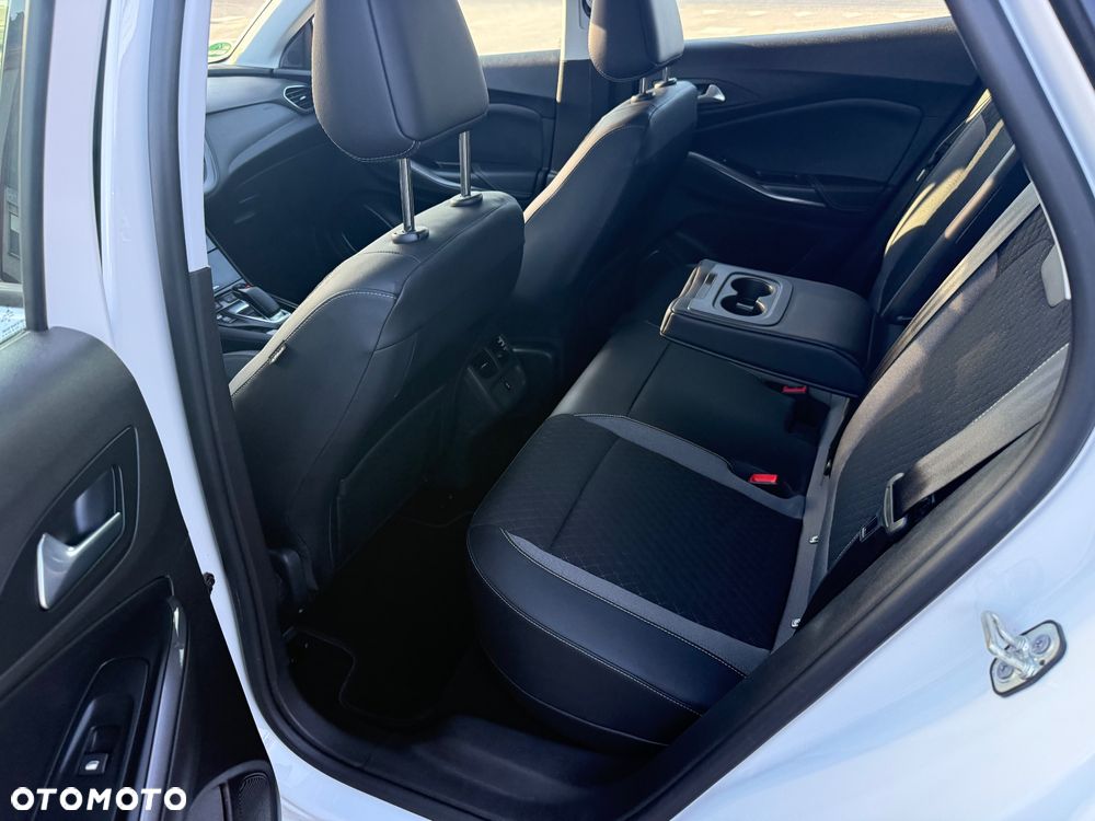 Opel Grandland X 1.6 DI Start/Stop Ultimate - 10
