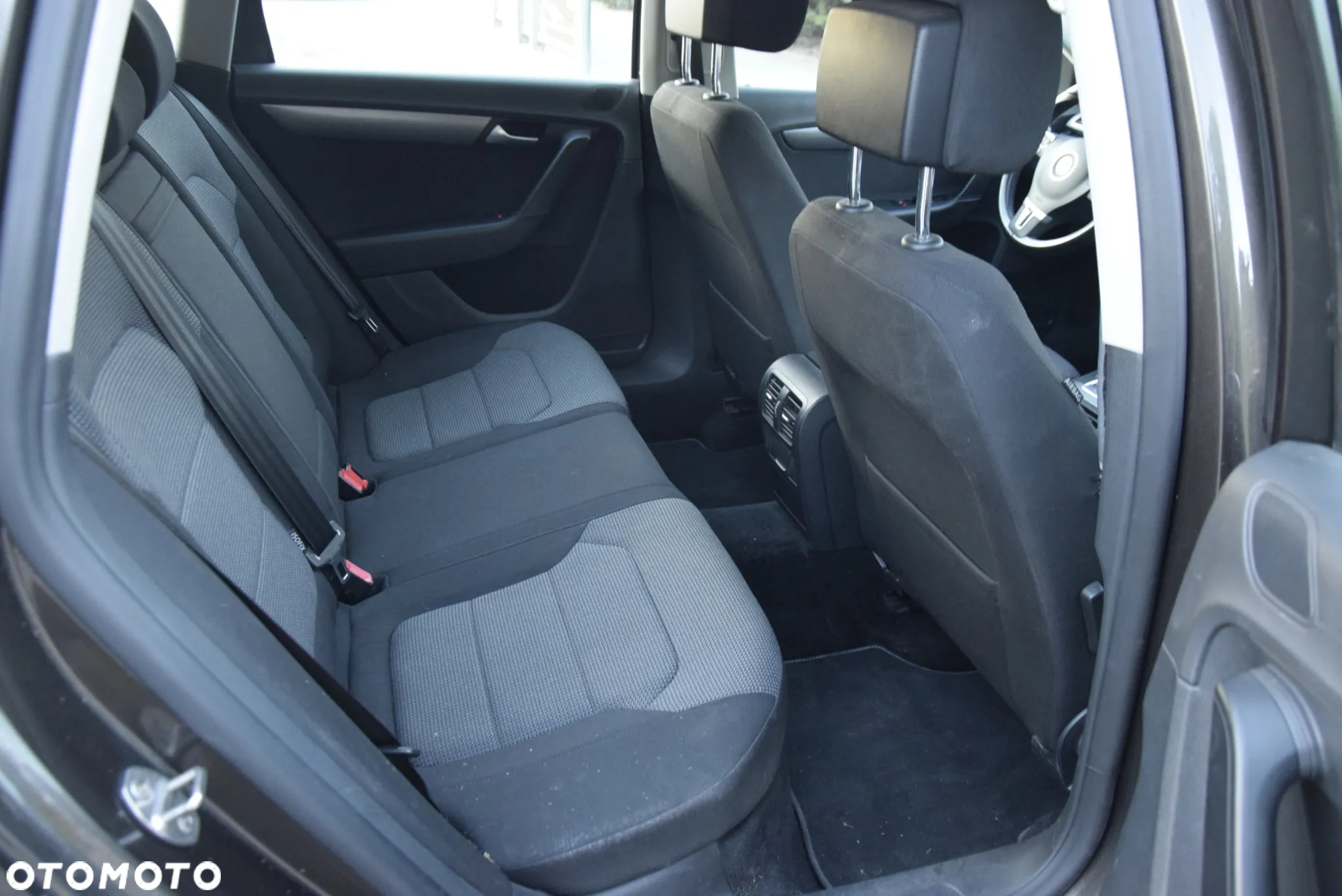 Volkswagen Passat 1.4 TSI BMT Comfortline DSG - 29
