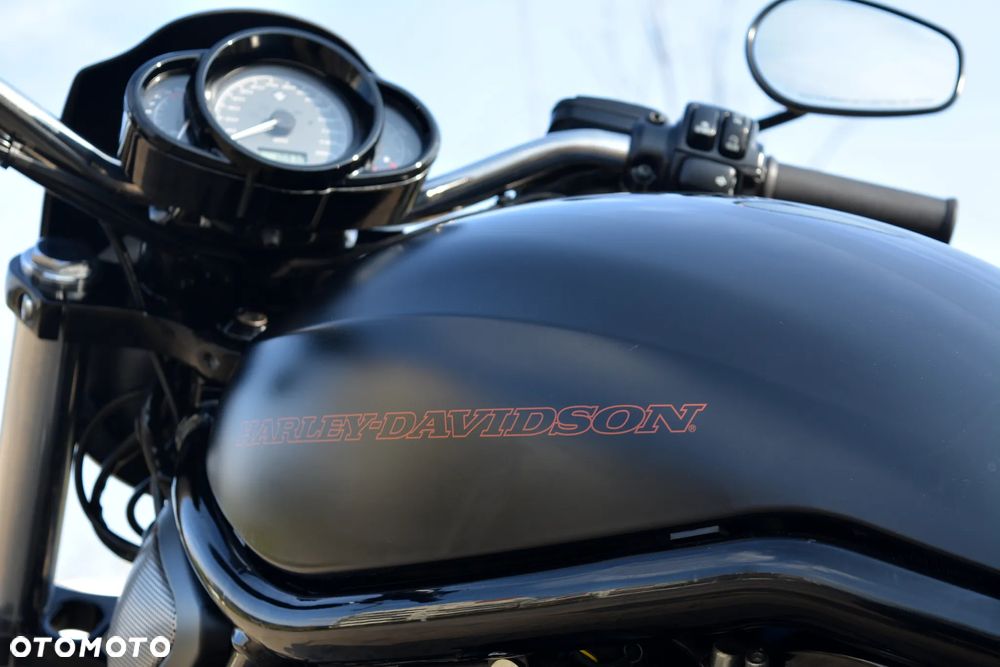 Harley-Davidson V-Rod Night Rod - 11