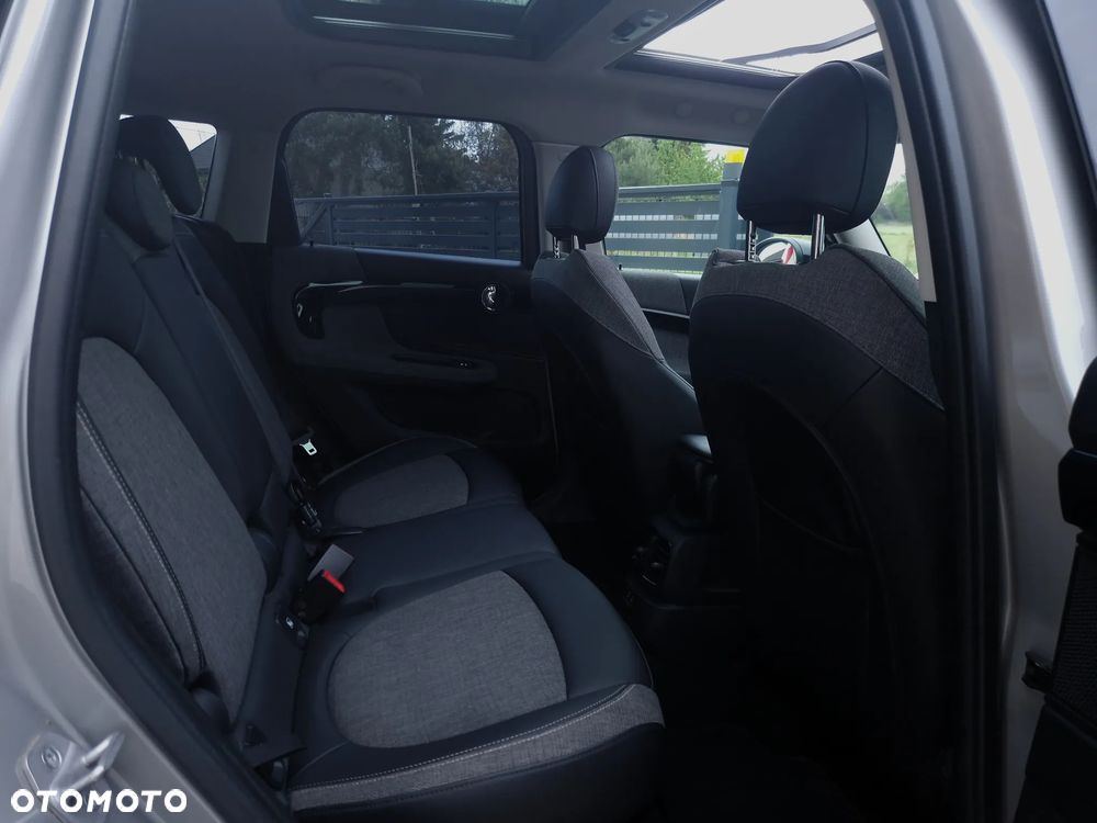 MINI Countryman Cooper Classic Trim - 24