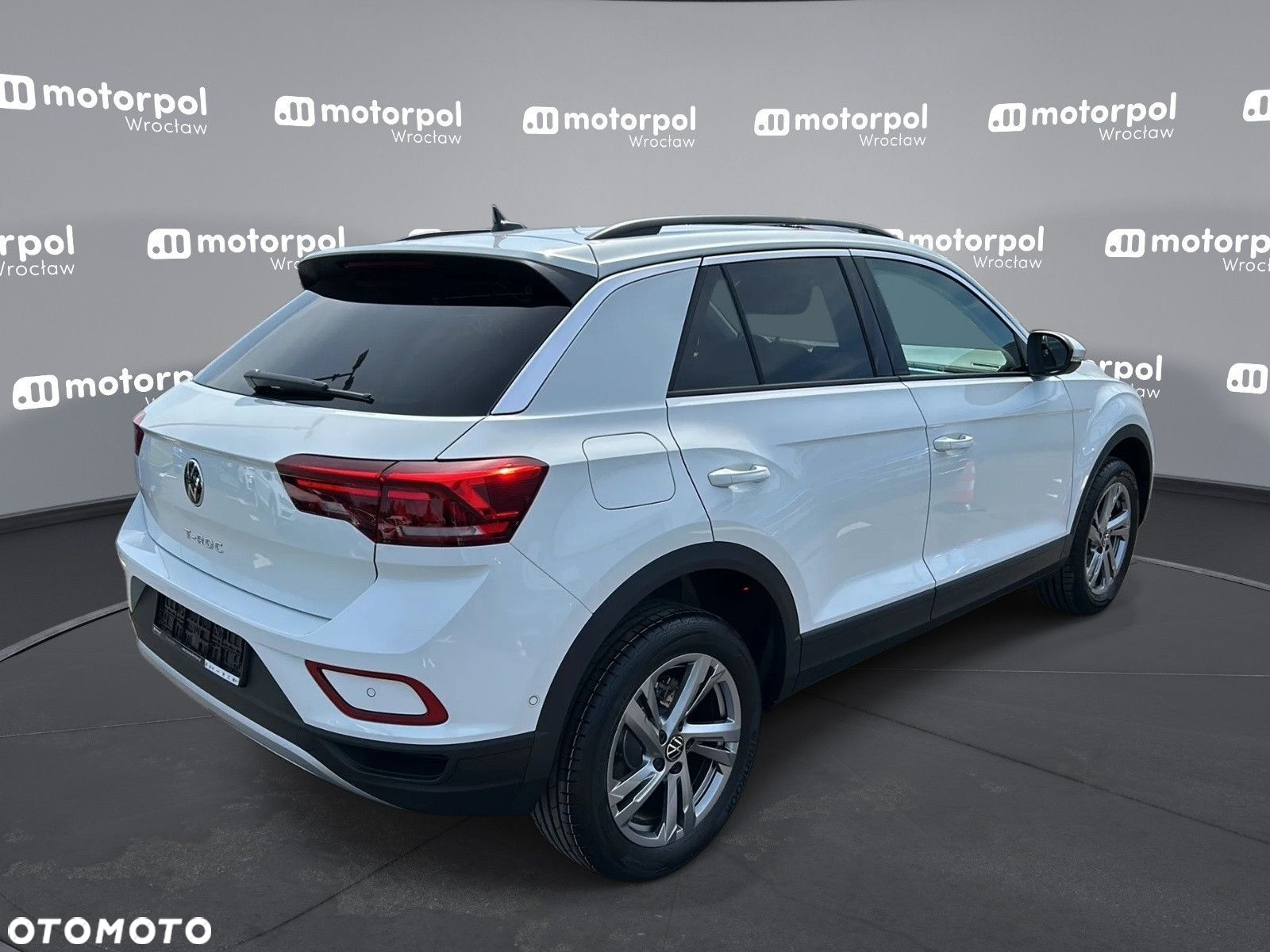 Volkswagen T-Roc - 10