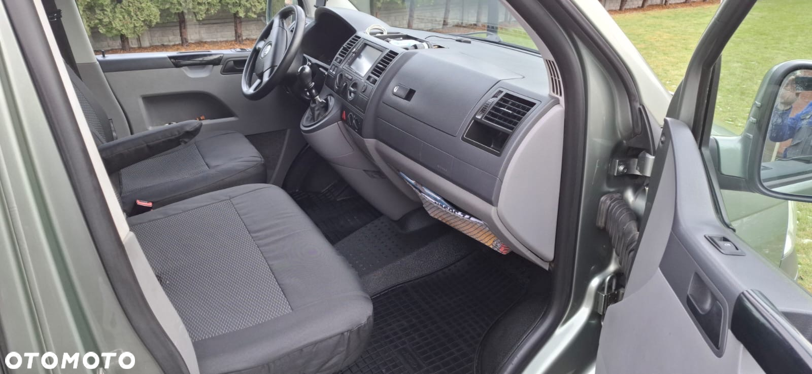 Volkswagen Transporter T5 TDI L1H1 - 9
