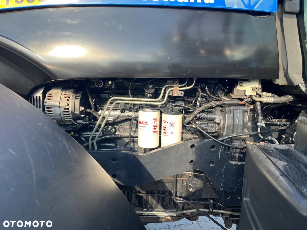 New Holland T 7060 Power Command - 11