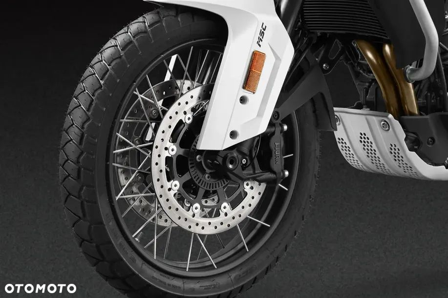 CFMoto 800MT Explore - 2