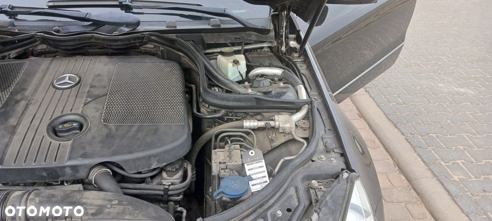 Mercedes-Benz Klasa E - 23