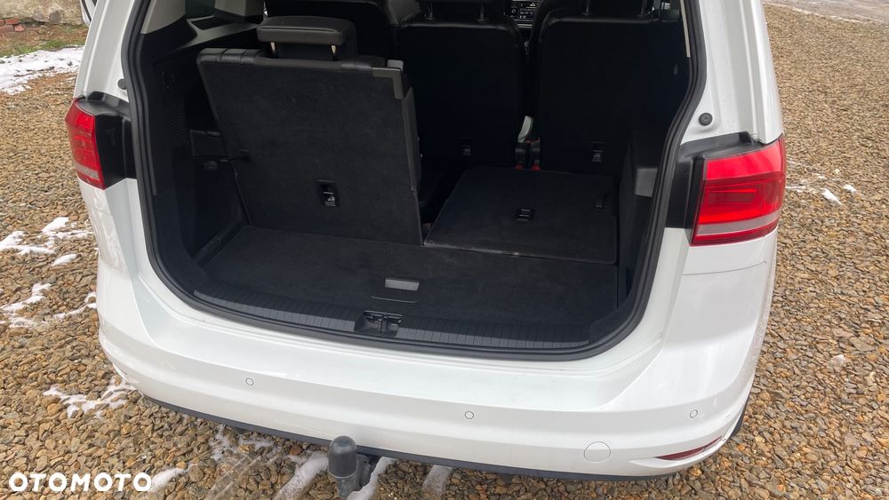 Volkswagen Touran 2.0 TDI SCR (BlueMotion Technology) DSG Comfortline - 11