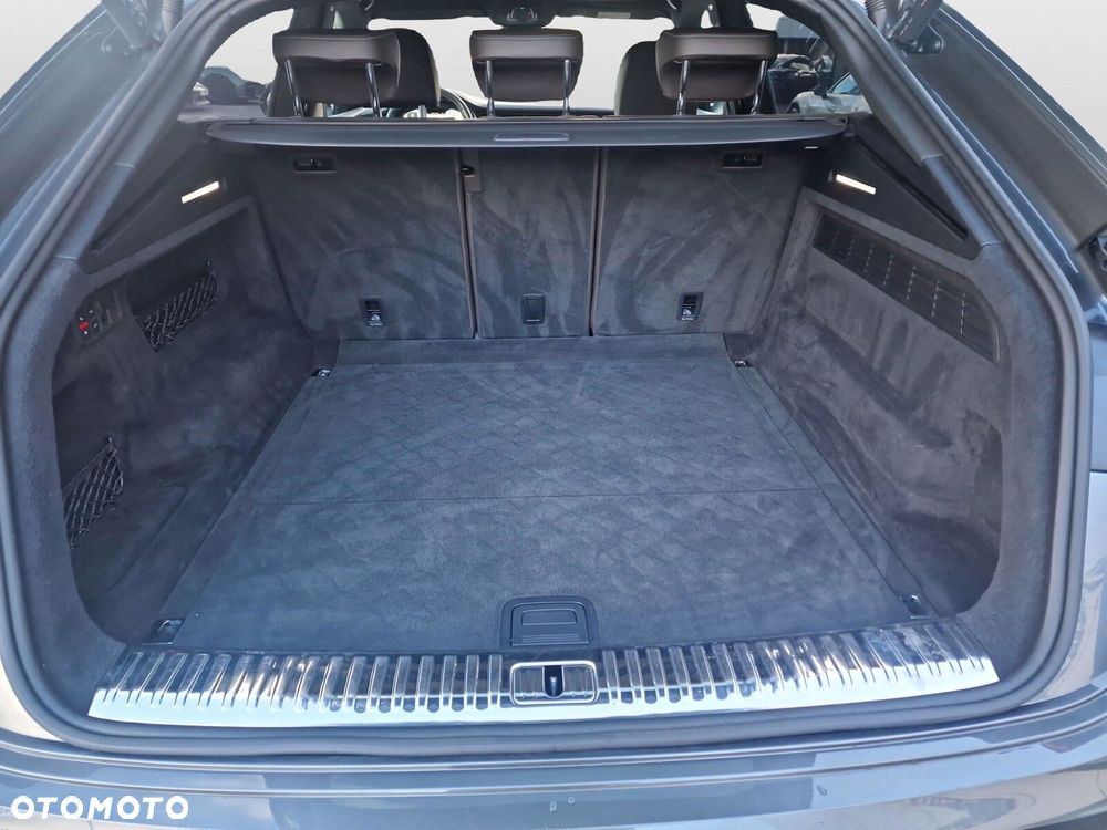 Audi Q8 - 16