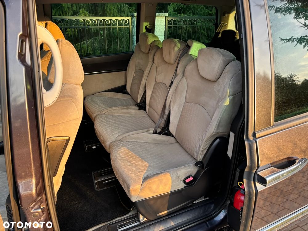 Peugeot 807 HDi 170 Bi-Turbo Automatik Platinum Pullmann - 16