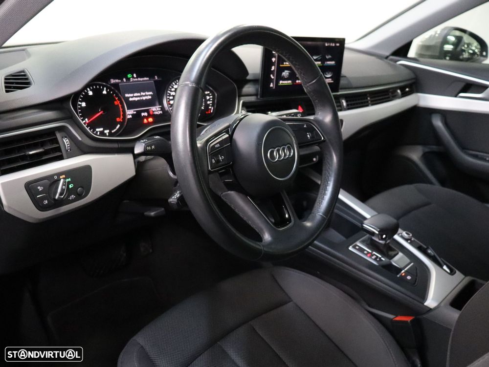 Audi A4 Avant 30 TDI S tronic - 5