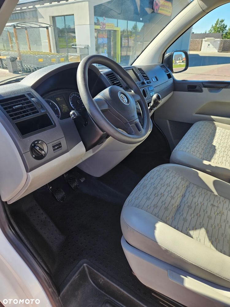 Volkswagen Transporter - 24