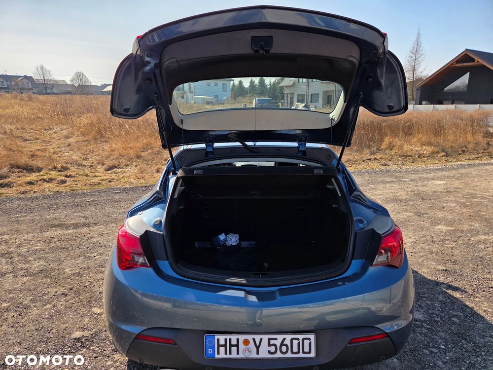 Opel Astra 1.4 Turbo - 10