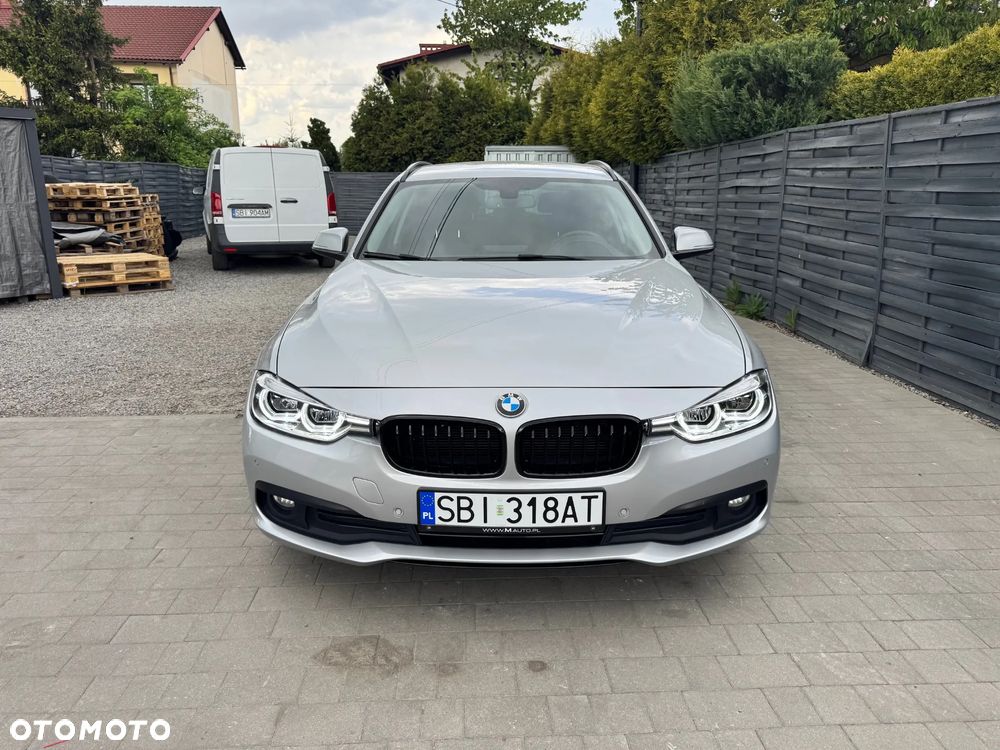 BMW Seria 3 318d - 4