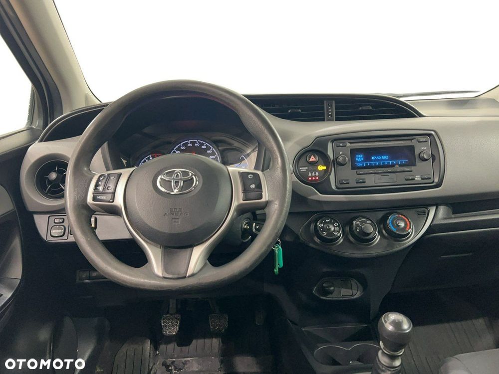 Toyota Yaris - 9