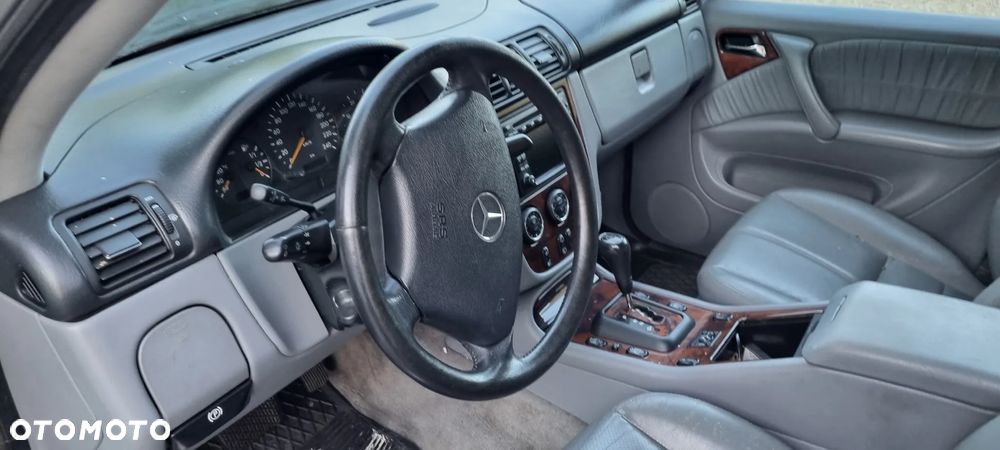Mercedes-Benz ML - 6