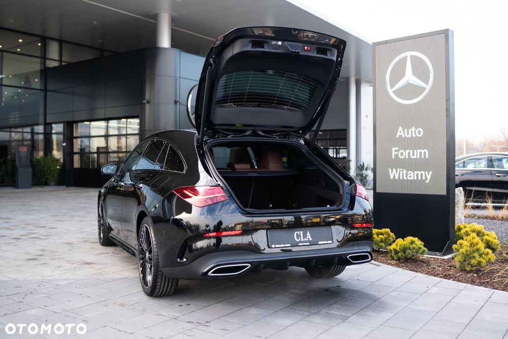 Mercedes-Benz CLA - 35