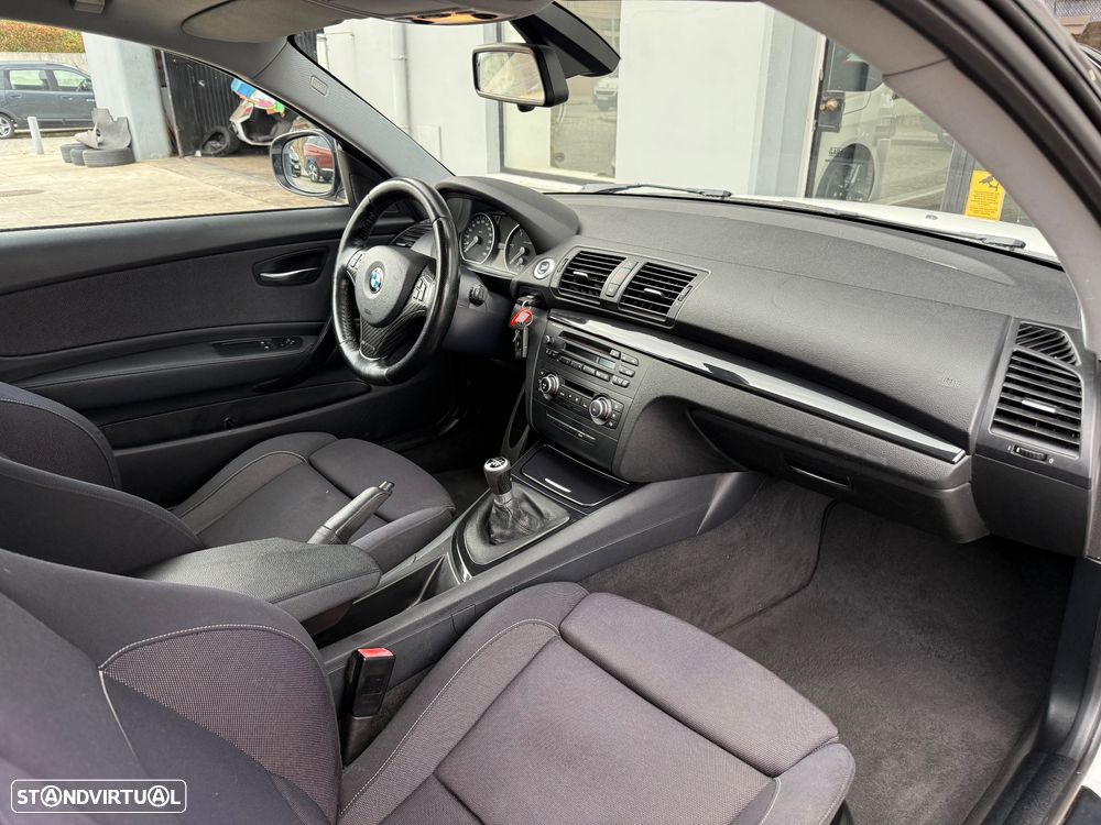 BMW 118 d Coupe - 16