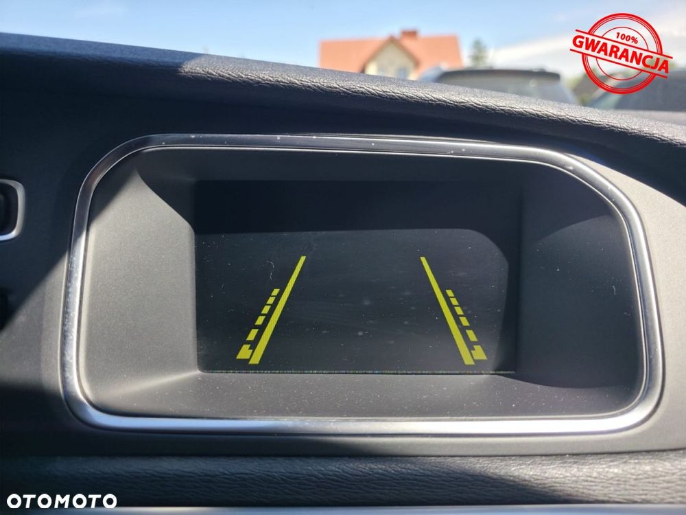 Volvo V40 - 30