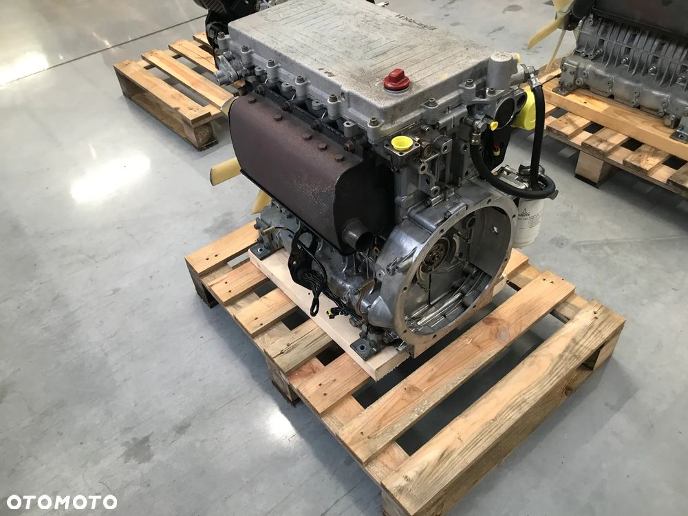 SILNIK HATZ 4W35 19,9 kW 8942netto - 5