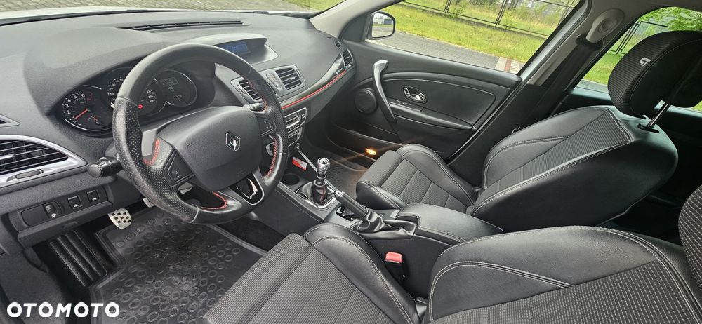 Renault Megane TCe 220 Start & Stop GTline 220 - 18