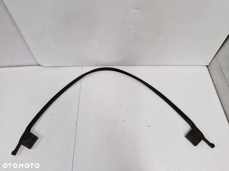 HYUNDAI TUCSON 3 III USZCZELKA PODSZYBIA SZYBY PRZÓD 86442-D3000 86432-D3000 - 1