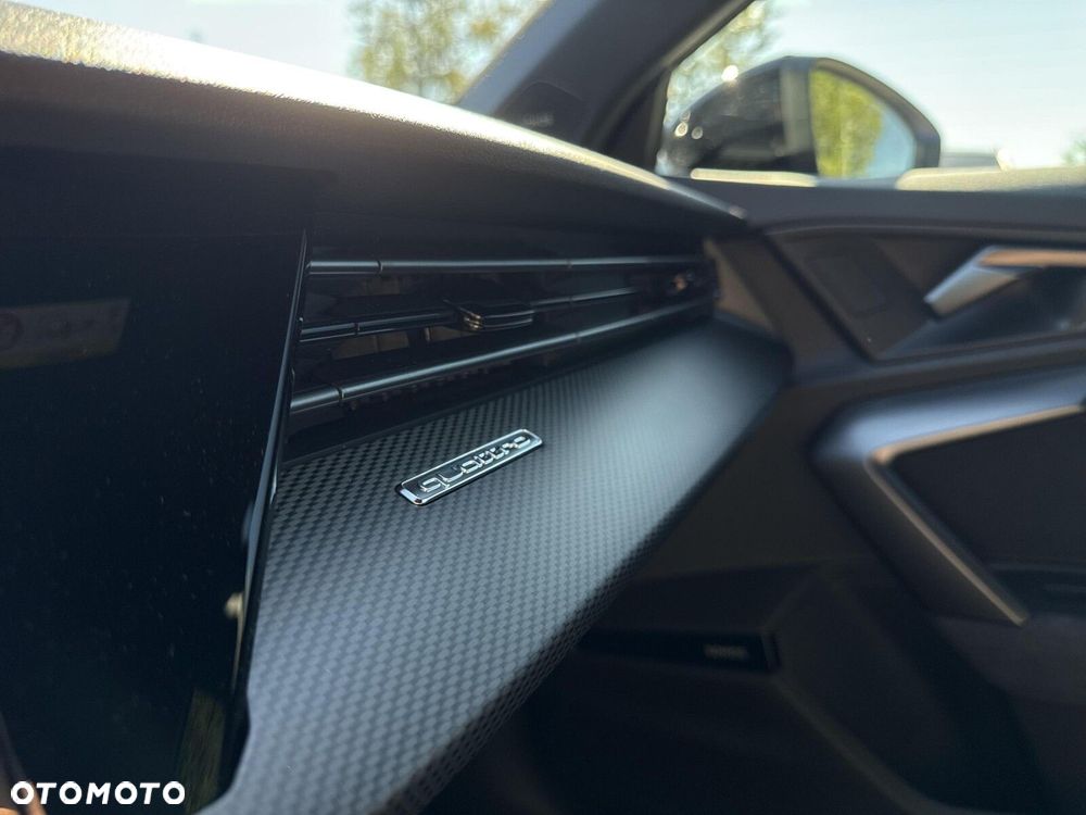 Audi RS3 Limousine - 24