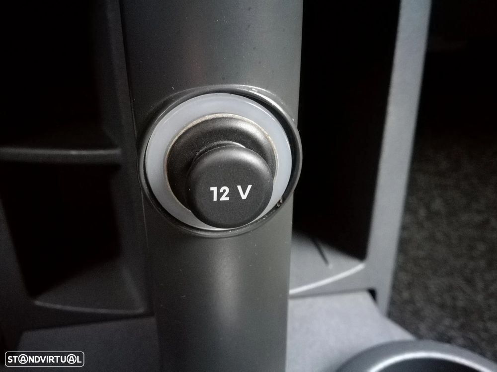 Mitsubishi Colt - 25