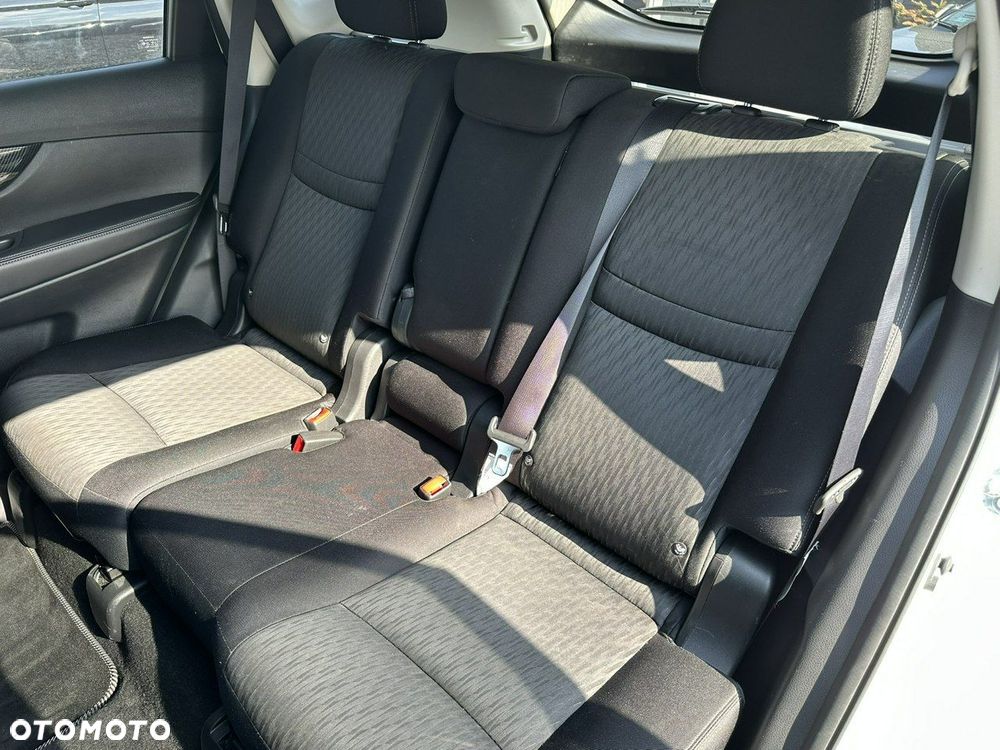 Nissan X-Trail 2.0 dCi N-Connecta 4WD Xtronic - 23